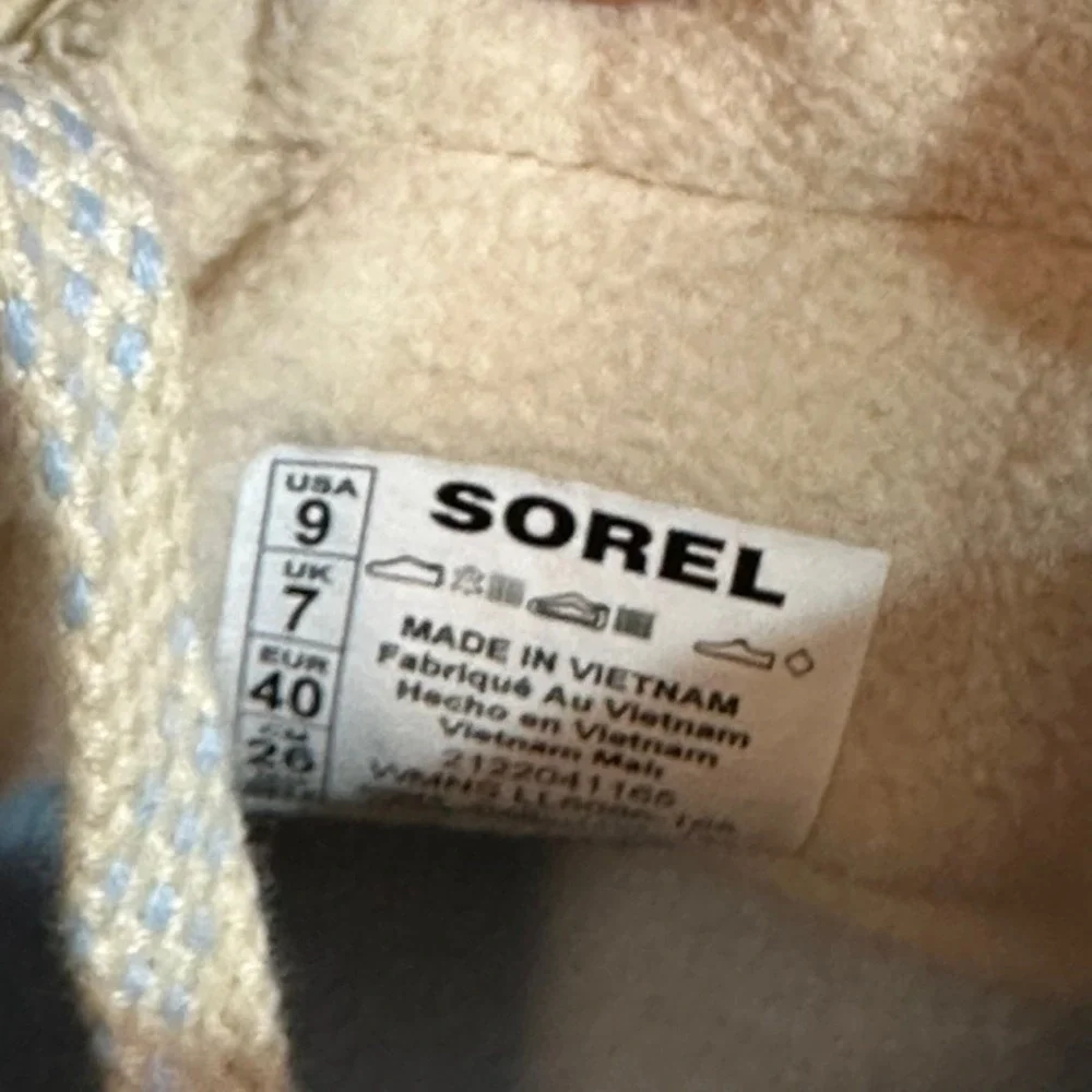 Sorel Kinetic Impact NXT Waterproof Boot Sea Salt Ceramic Womens 9 LL4986-125
